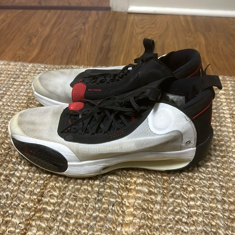 Basketball Shoes-